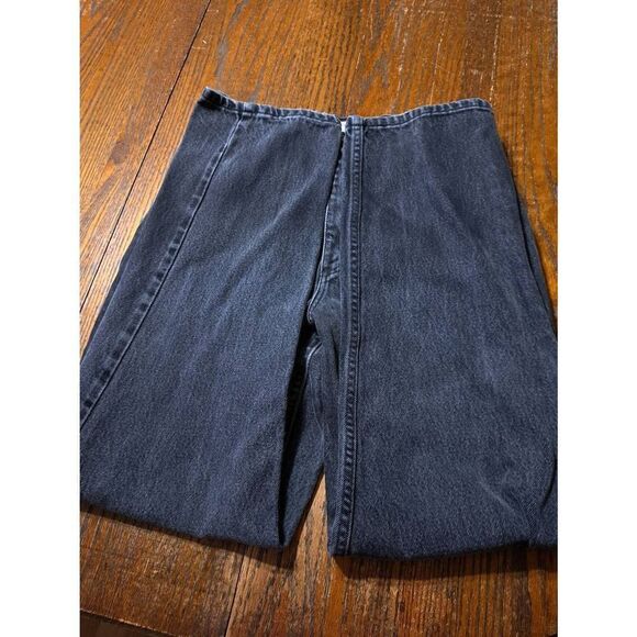 Size 10 St Johns Bay Black Relaxed Fit Cotton Denim Jeans w Pockets Belt Loops - Picture 3 of 5